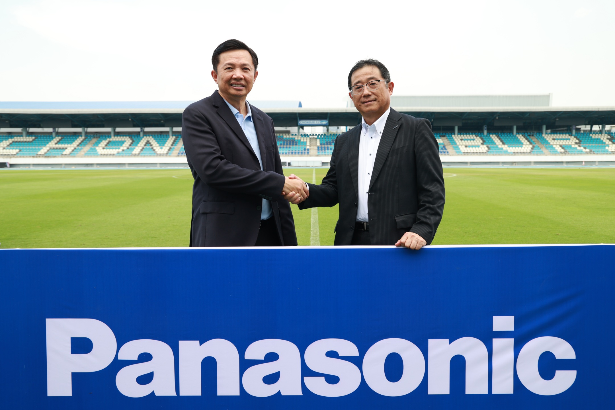Panasonic-Chonburi F.C.-คุณวิทยา คุณปลื้ม